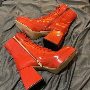 Circus by Sam Edelman Kia Lace-Up Booties